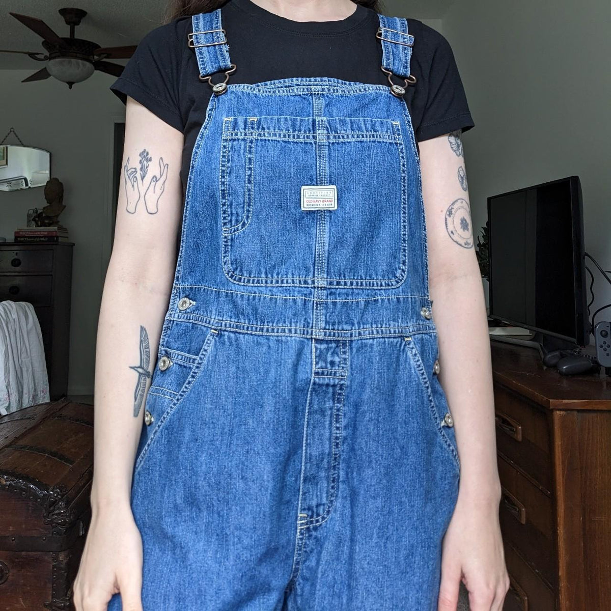 Vintage Y2K Old Navy Straight Leg Denim Bib Overalls – Sandbox Vintage display picture 1