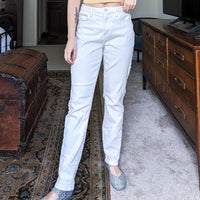 Judy Blue Boyfriend Fit White Straight Leg Jeans