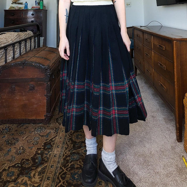 Vintage Pendleton Wool Pleated Plaid Midi Skirt