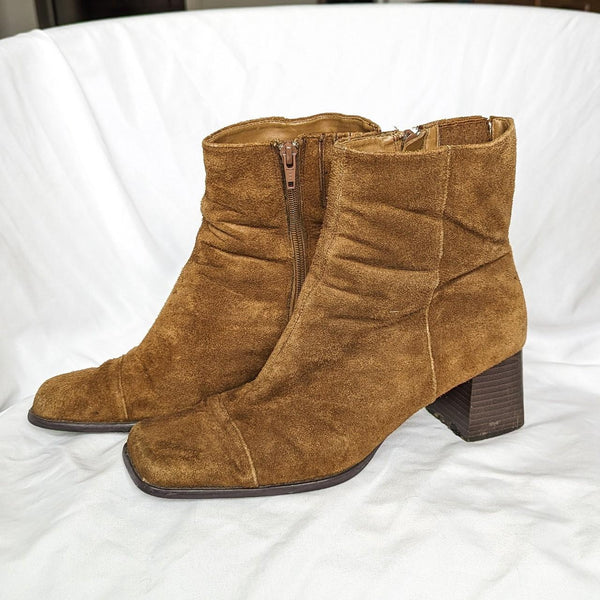 Vintage Y2K Brown Suede Western Style Square Toe Heeled Boots