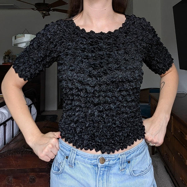 Vintage Y2K F.C. Black Scrunchie Popcorn Stretchy Top