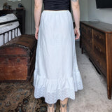 Vintage Lady Manhattan White Lace Tiered Midi Skirt
