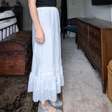 Vintage Lady Manhattan White Lace Tiered Midi Skirt