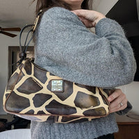 Vintage Y2K Dooney & Bourke Giraffe Pattern Leather Animal Print Shoulder Bag