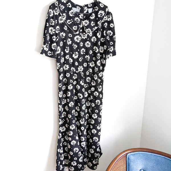 Black and White Vintage 90's Floral Liz Claiborne Midi Dress