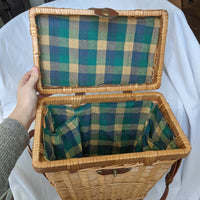 Vintage Wicker Picnic Basket