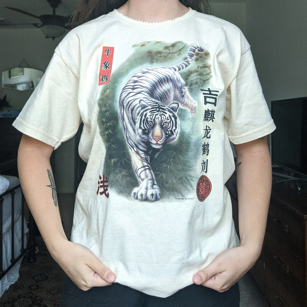 Vintage Asian Tiger Graphic T-shirt