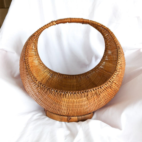 Rattan Vintage Crescent Circle Decorative Basket